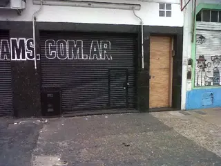 Local Comercial en Alquiler en Avellaneda, Buenos Aires foto 1