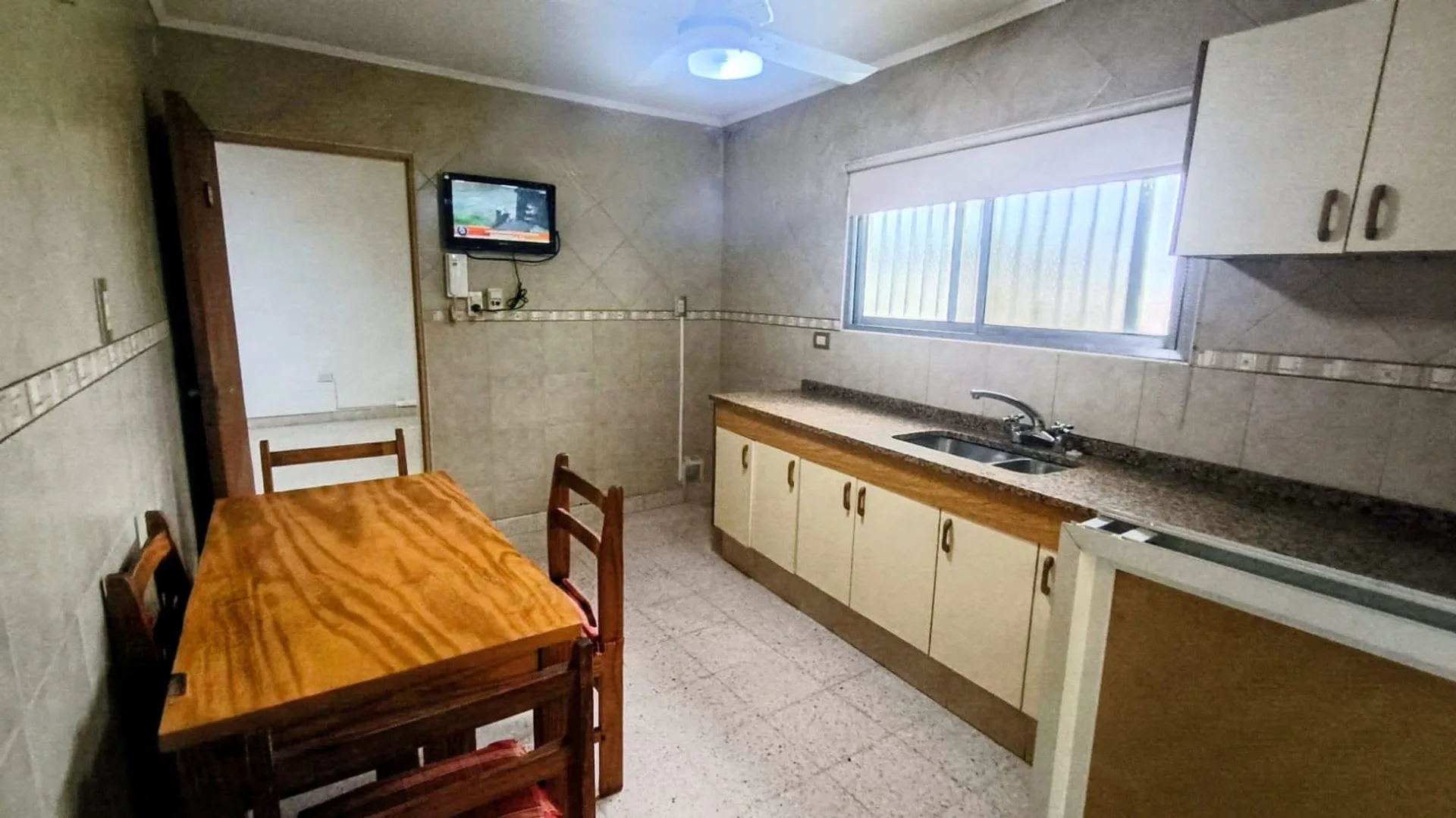 ALQUILER PH EN P. A. 3 DORMITORIOS BARRIO SUR foto 5