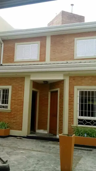 Casa 4 dormitorios venta, Barrio Bosque foto 4