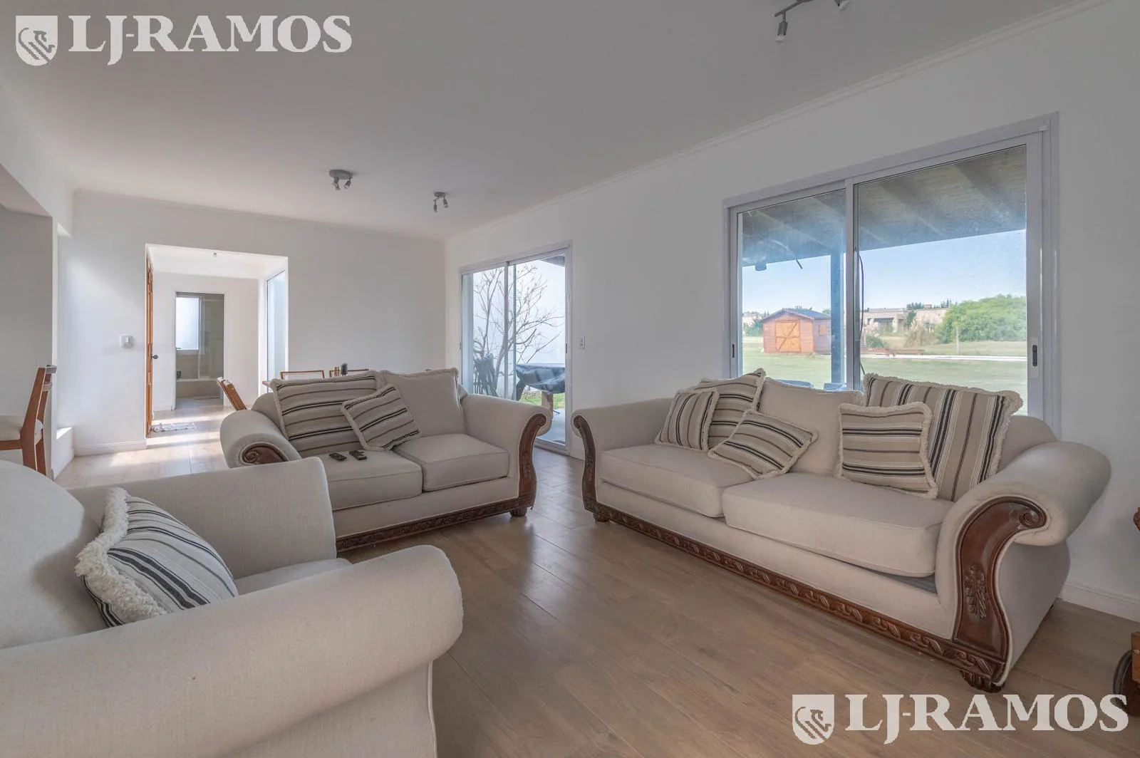 OPORTUNIDAD VENTA CASA San Sebastián A1 NO APTO CREDITO MB foto 2