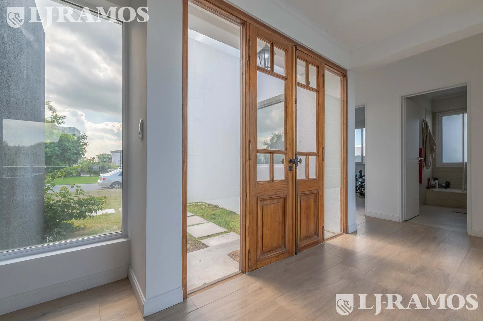 OPORTUNIDAD VENTA CASA San Sebastián A1 NO APTO CREDITO MB foto 4