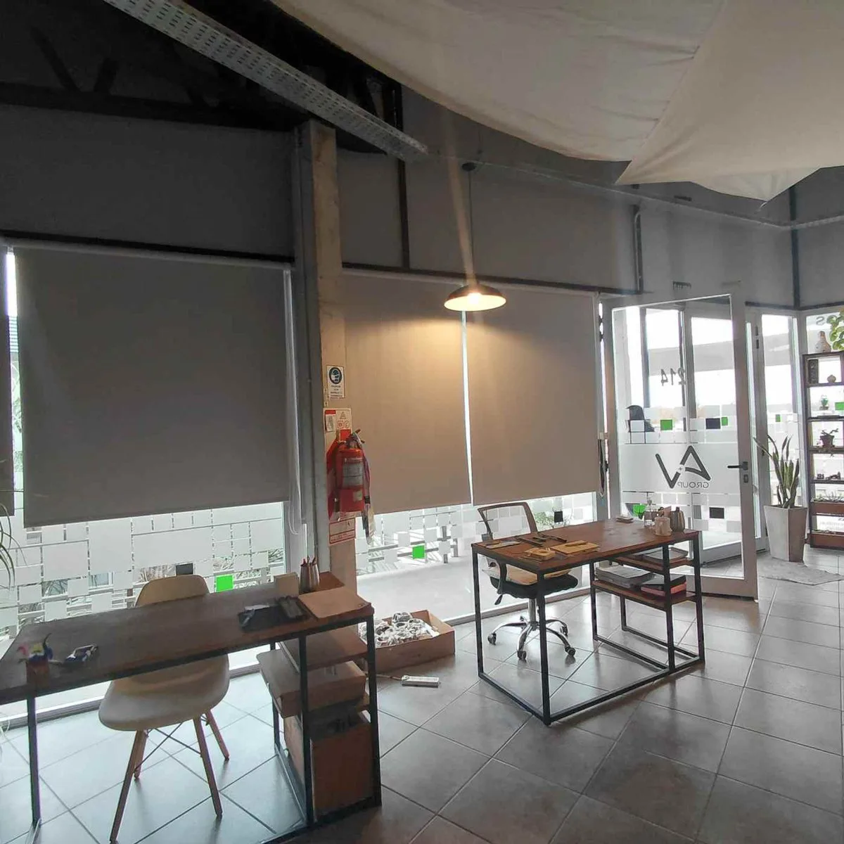 LOCAL COMERCIAL-OFICINA 2° PISO VERDI 57 RUTA 8 foto 4