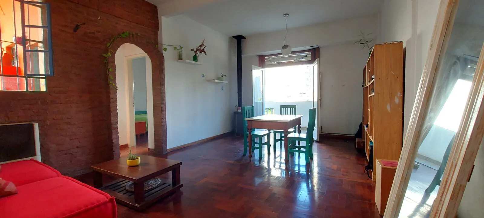 92 m2 TOTALES -- con una terraza/patio increíble ahora un 2 amb. (antes 3 amb) foto 4