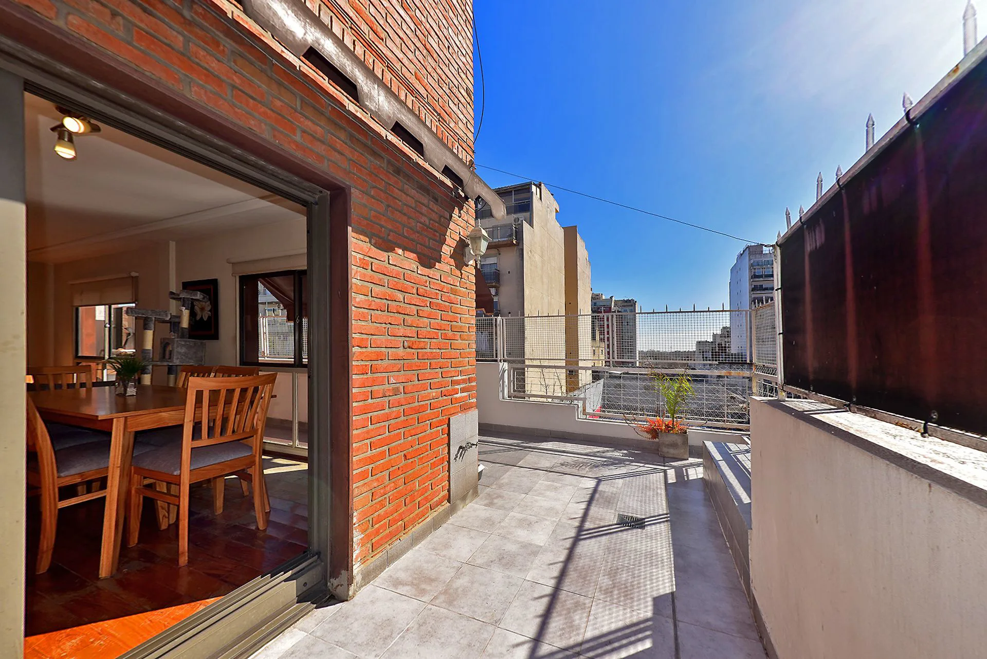 VENTA DEPTO. 4 AMB PUEYRREDON TERRAZA COCH APTO C foto 4