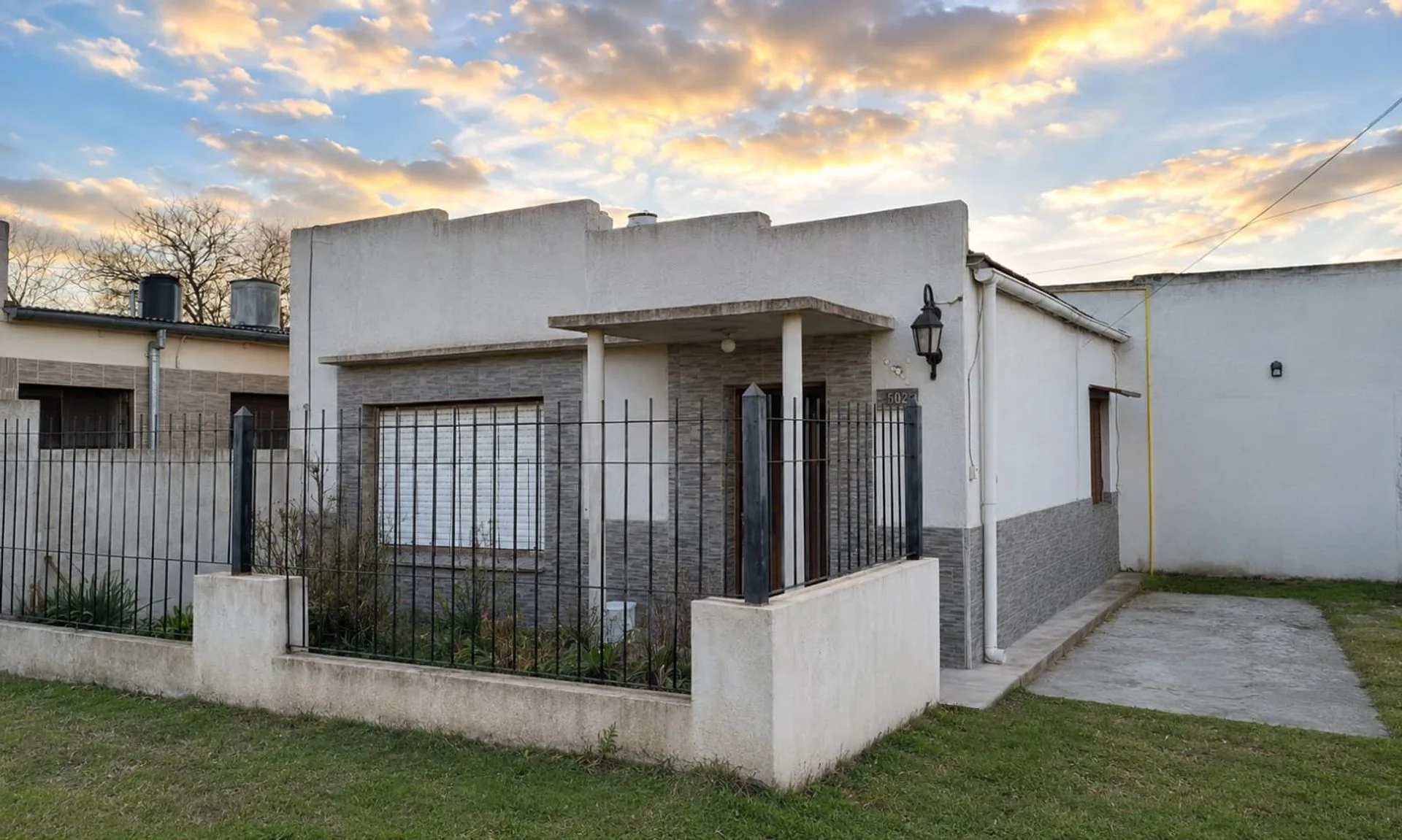 Casa  2 Dormitorios en Venta en Dolores