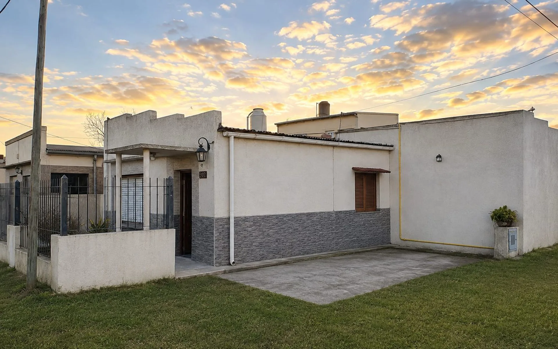Casa  2 Dormitorios en Venta en Dolores foto 2