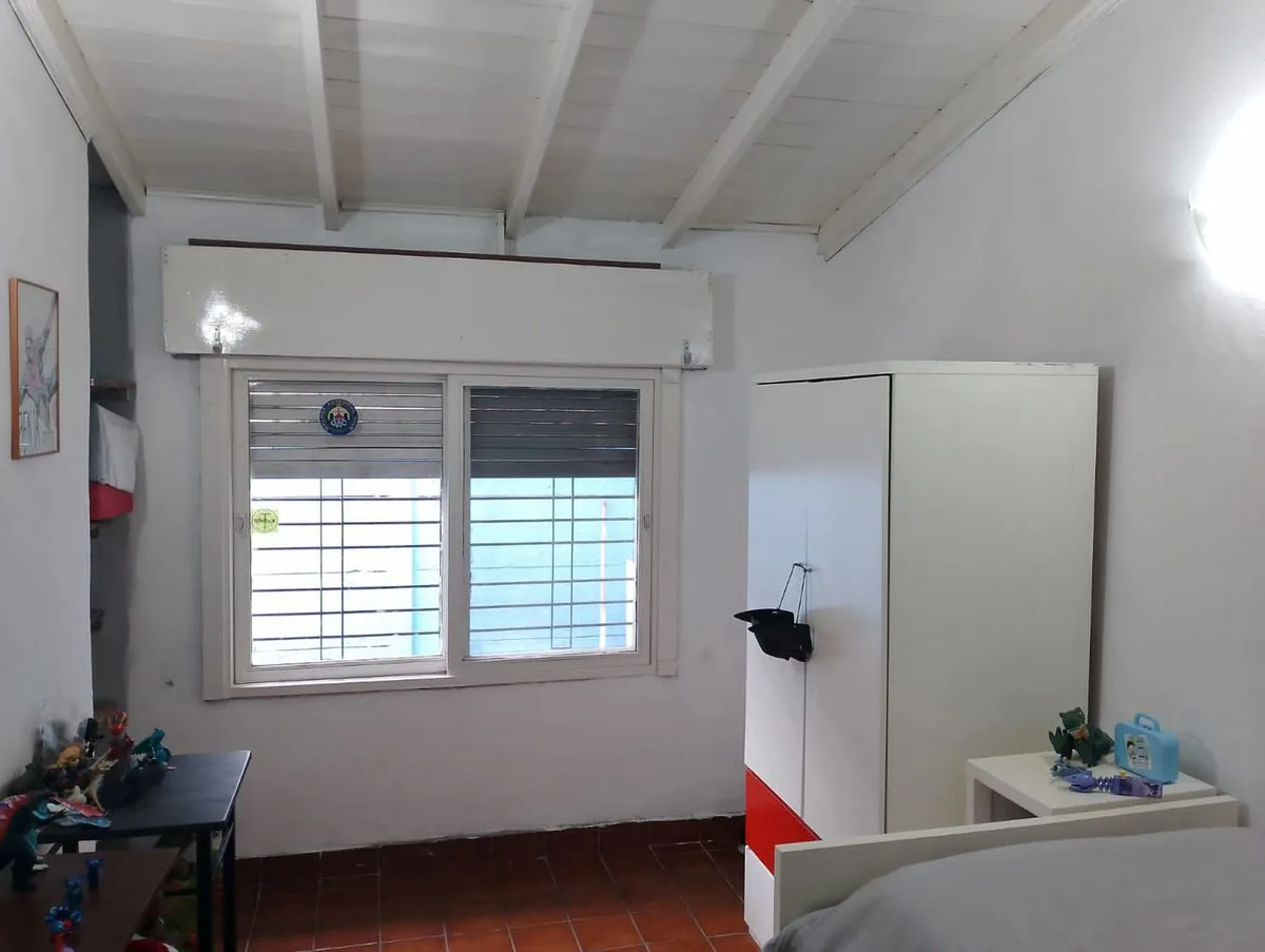 Venta 2 casas en block en Quilmes Oeste foto 5