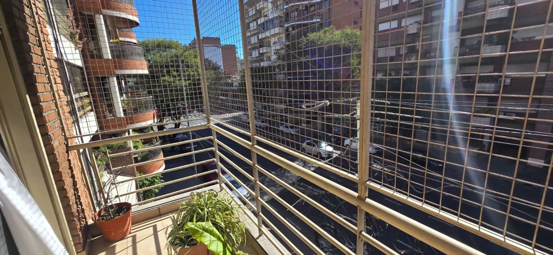VENTA SEMIPISO 3 AMB  FRENTE BALCON PATIO FLORES foto 4