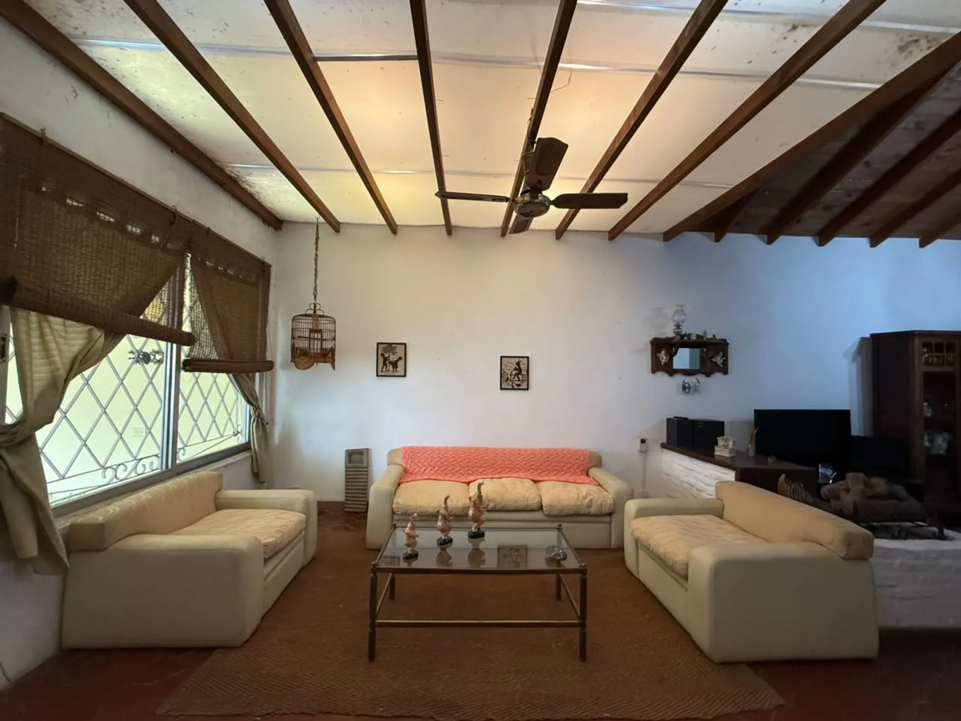 VENTA CASA MULTIFAMILIAR 5 AMBIENTES  EN MATADEROS foto 3