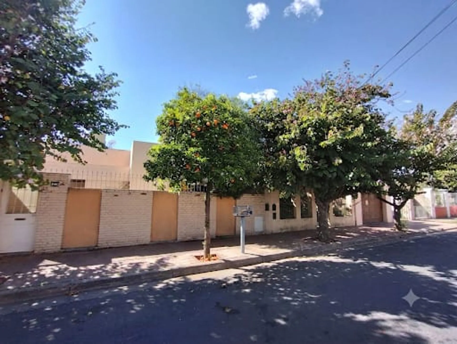 SE VENDE CASA CÉNTRICA, CASEROS N° 340, CATAMARCA foto 3
