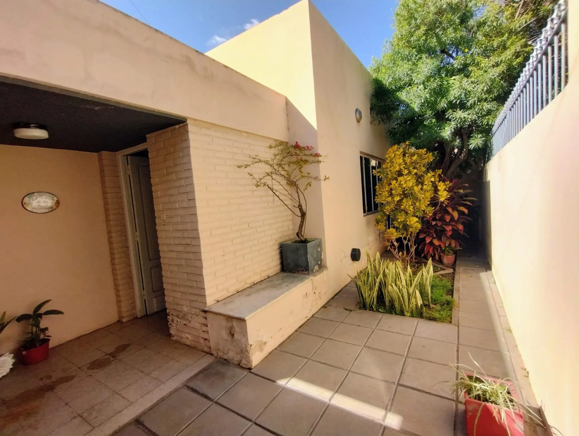 SE VENDE CASA CÉNTRICA, CASEROS N° 340, CATAMARCA foto 4