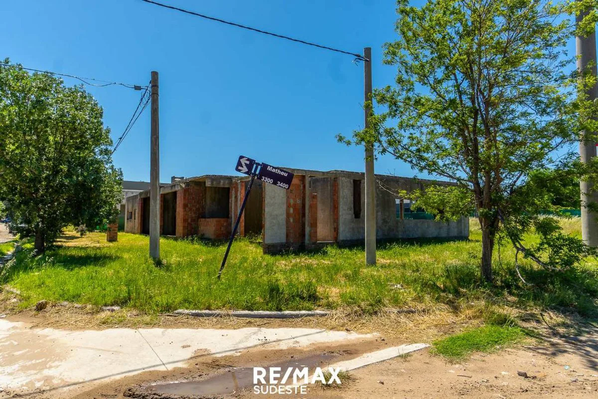 Venta Construcción a Terminar en Bo. San Ignacio foto 3