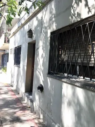 Casa a refaccionar o para poner en valor ubicada en la mejor zona mixta residencial comercial de Victoria foto 1