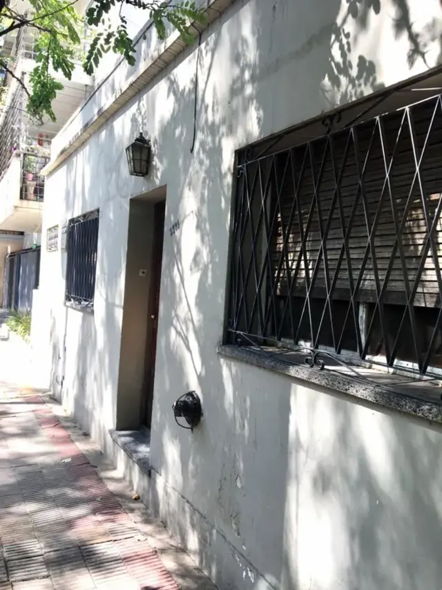 Casa a refaccionar o para poner en valor ubicada en la mejor zona mixta residencial comercial de Victoria
