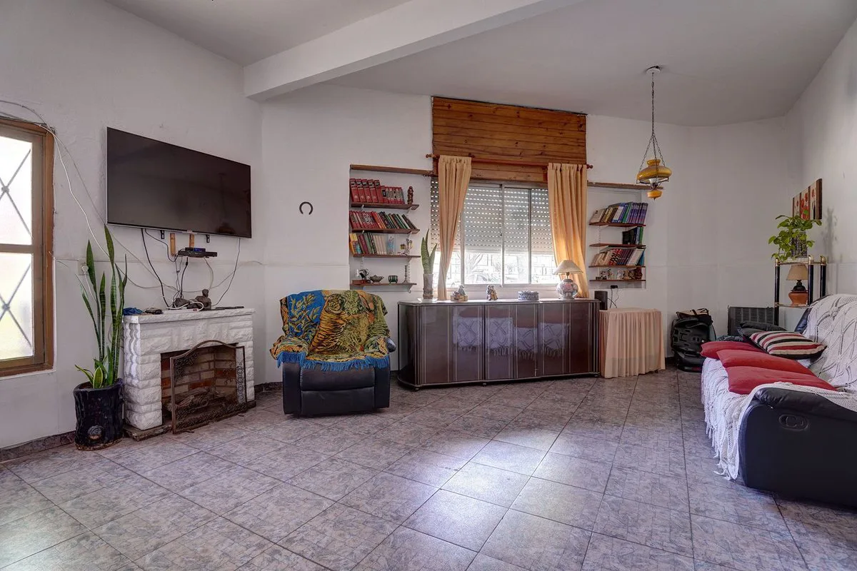 Venta Casa 6 Amb c/ Coch-Terraza-Quincho Floresta foto 5