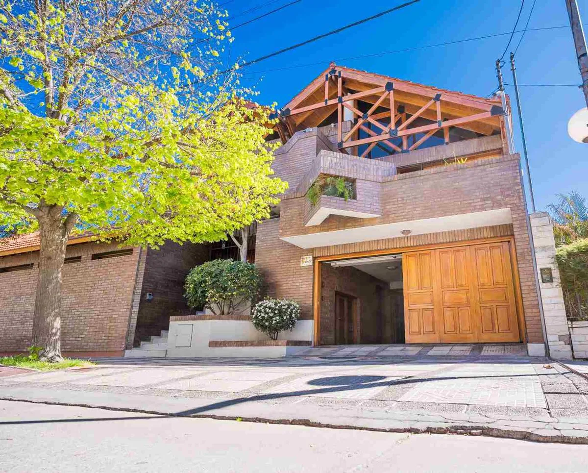 SE VENDE CASA EN DORREGO APTA CREDITO HIPOTECARIO