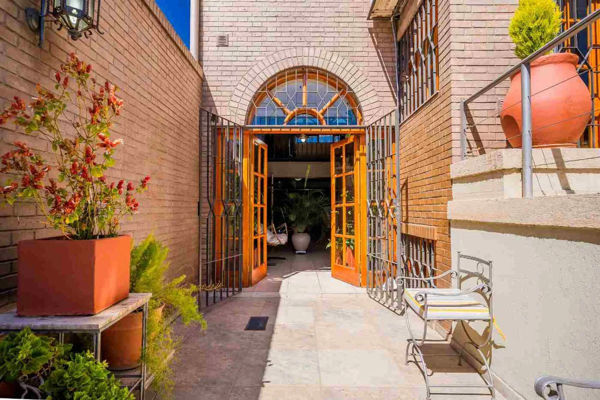 SE VENDE CASA EN DORREGO APTA CREDITO HIPOTECARIO foto 5