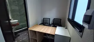 ALQUILER DE OFICINA, LANUS O. foto 1
