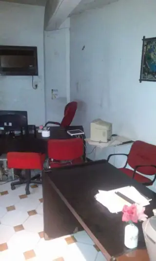 VENTA O ALQUILER DE LOCAL EN ADROGUÉ foto 3