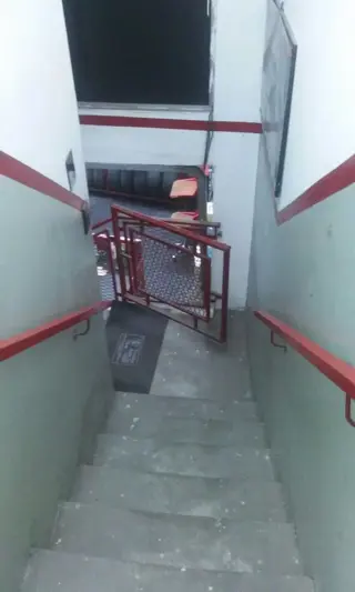 VENTA O ALQUILER DE LOCAL EN ADROGUÉ foto 4
