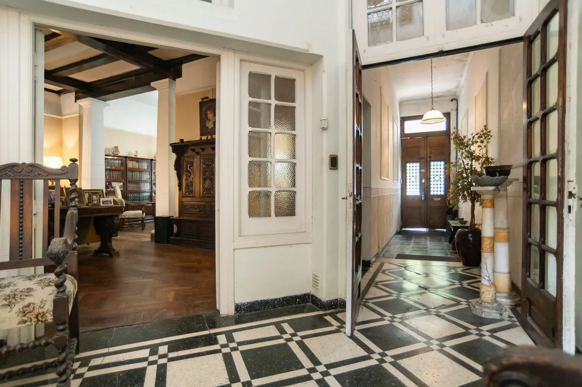 Casa 4 dormitorios en venta en La Plata foto 5