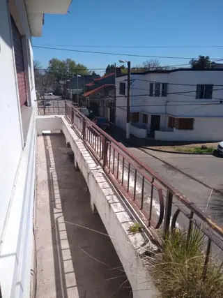 OPORTUNIDAD / DEPARTAMENTOS  3 AMBIENTES CON DEPENDENCIAS /  COCHERAS  / UN DOS AMBIENTES / TERRAZA / BERNAL / QUILMES (valor publicado a modo figurat foto 4