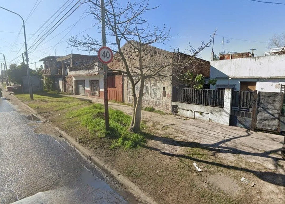 VENTA LOTE 225M2 - LANÚS OESTE foto 3