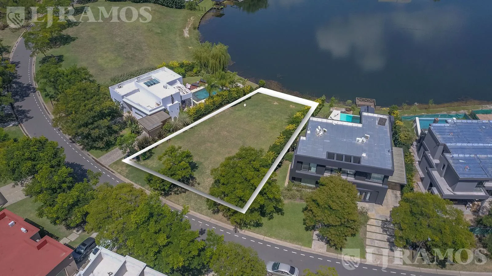 Terreno en venta al lago- Barrio Vistas, Puertos / Escobar foto 4