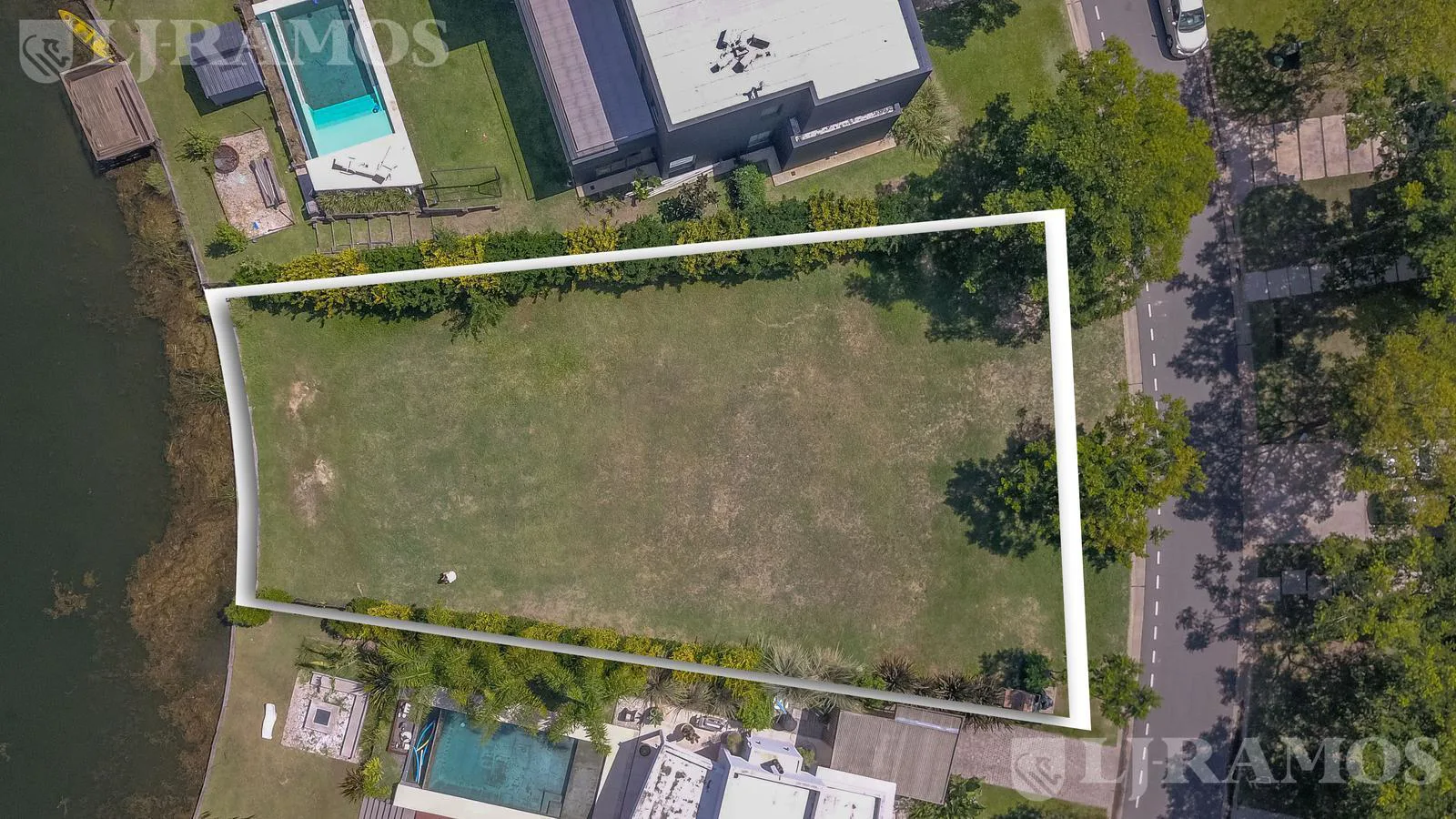 Terreno en venta al lago- Barrio Vistas, Puertos / Escobar foto 5