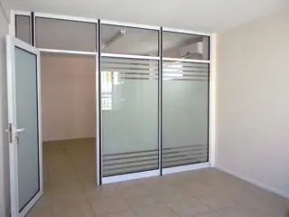 ALQUILER OFICINA : : MAIPU 400 : : SAN NICOLAS : : $ 4000 foto 5