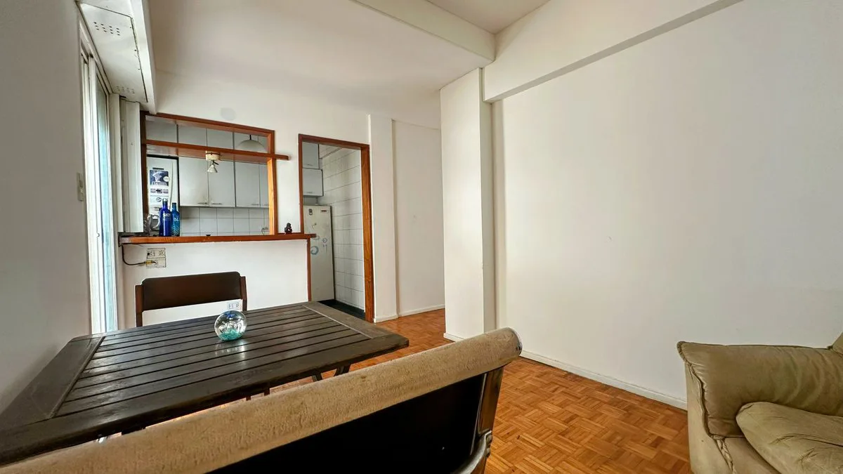 VENTA 2 AMBIENTES CON BALCON CABALLITO foto 4