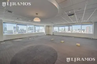 Oficinas en alquiler en Catalinas foto 4