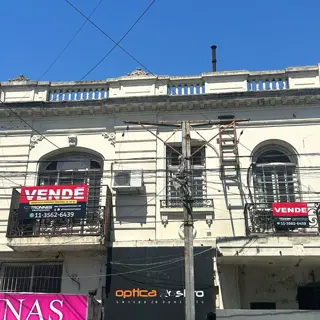 Venta Importante Inmueble Comercial - Local - Oficinas - Consultorios-Lomas Centro foto 1