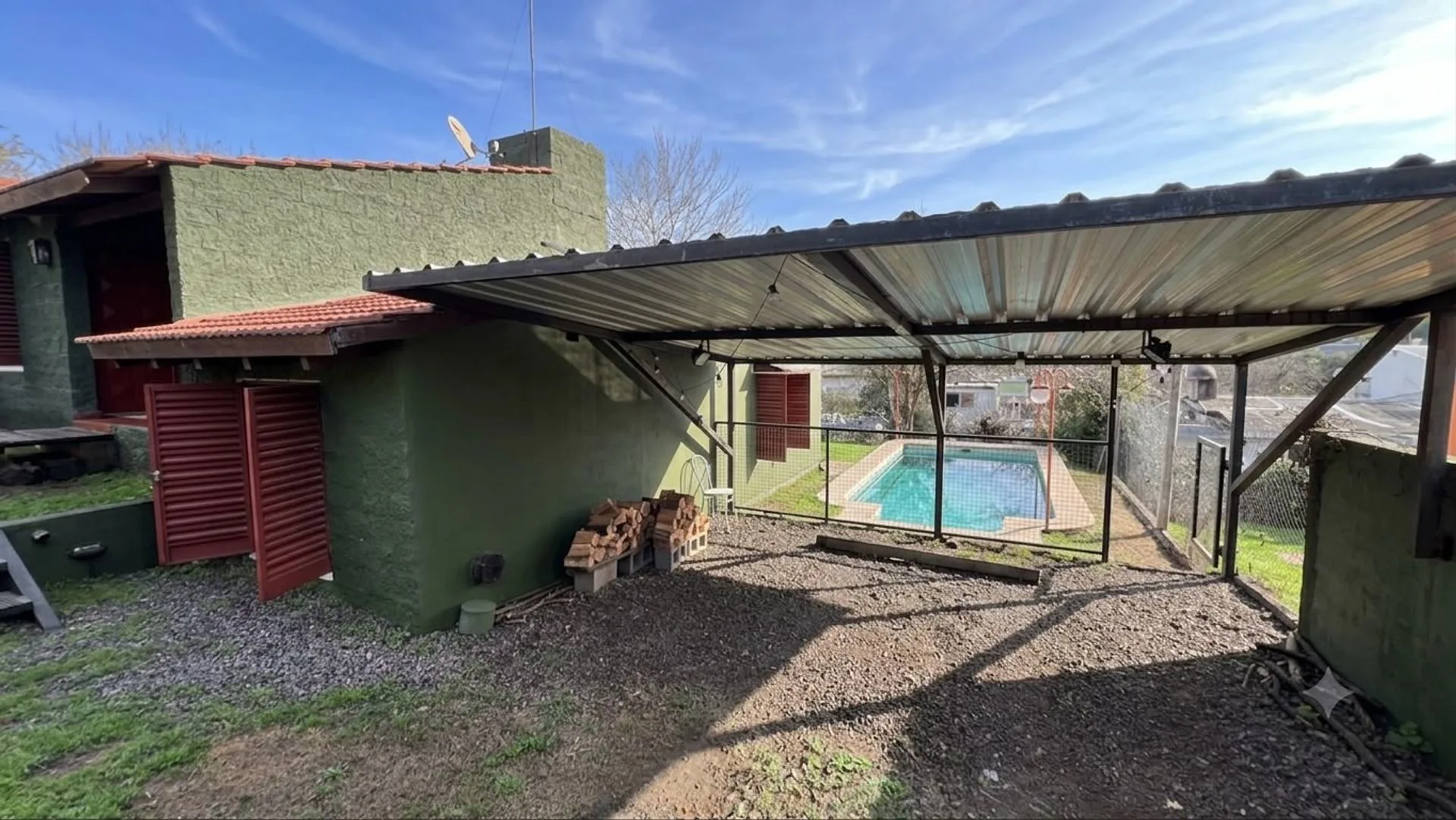 VENTA CASA CON PILETA SALSIPUEDES APTO CREDITO foto 3