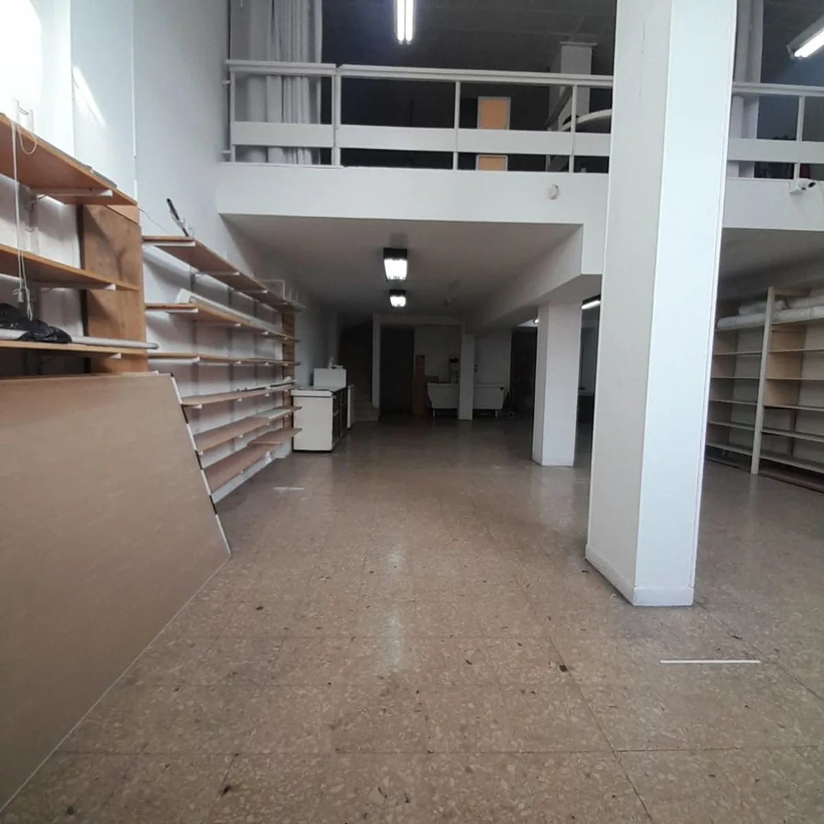 VENTA EXCDEPCIONAL LOCAL CENTRO foto 4