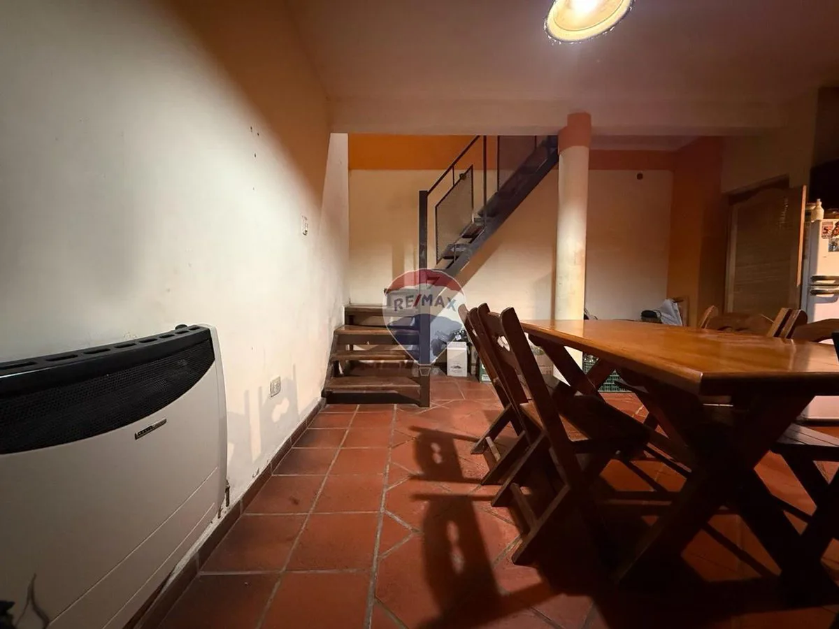 SE VENDE CASA AL FRENTE (PH EXCLUSIVO) SANTO TOMÉ foto 3