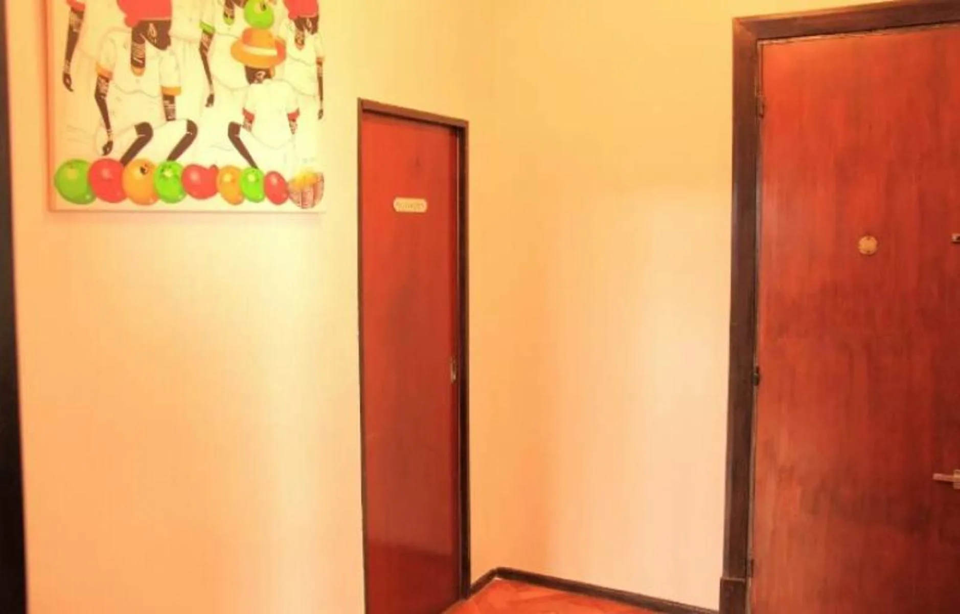 2-bedroom apartment in Almagro – photo 3 of 11