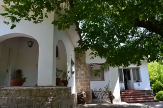 De Blasis Bienes Raices vende Hermosa casona antigua en perfecto estado de conservación foto 1