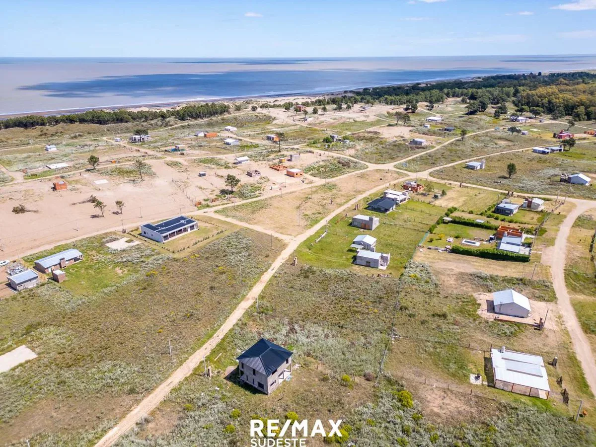 VENTA LOTE EN PUEBLO DARWIN, PEHUEN CO foto 2