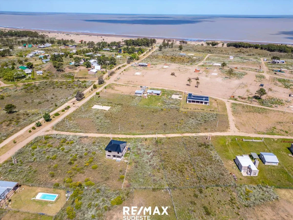 VENTA LOTE EN PUEBLO DARWIN, PEHUEN CO foto 3