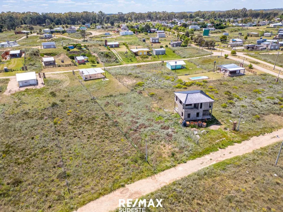 VENTA LOTE EN PUEBLO DARWIN, PEHUEN CO foto 5