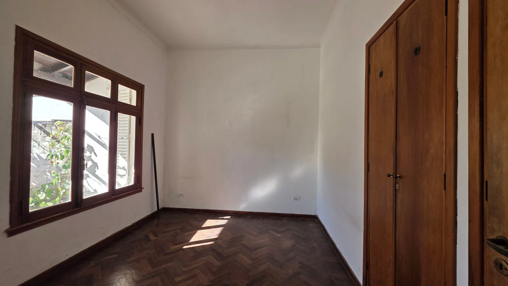 VENTA CASA 4 AMBIENTES CARAPACHAY VICENTE LOPEZ foto 3