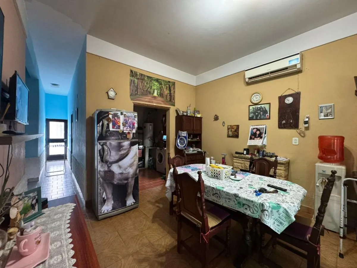 VENTA CASA 4 AMB CON DEPTO AL FONDO Y QUINCHO JCP foto 5