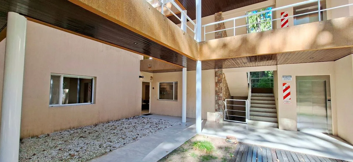 Departamento en Venta Mar de Las Pampas PB Jardin foto 2