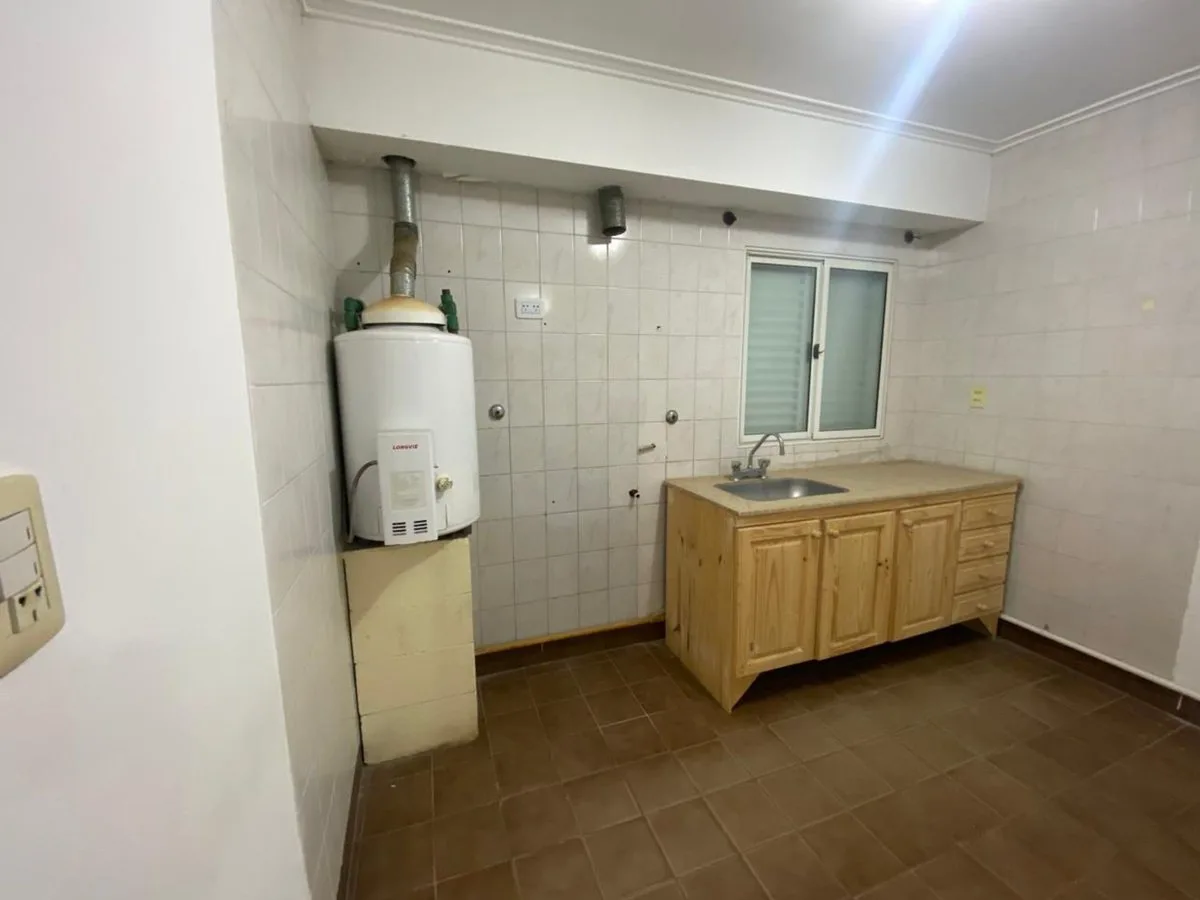 Casa céntrica en Venta. San Carlos Centro foto 4