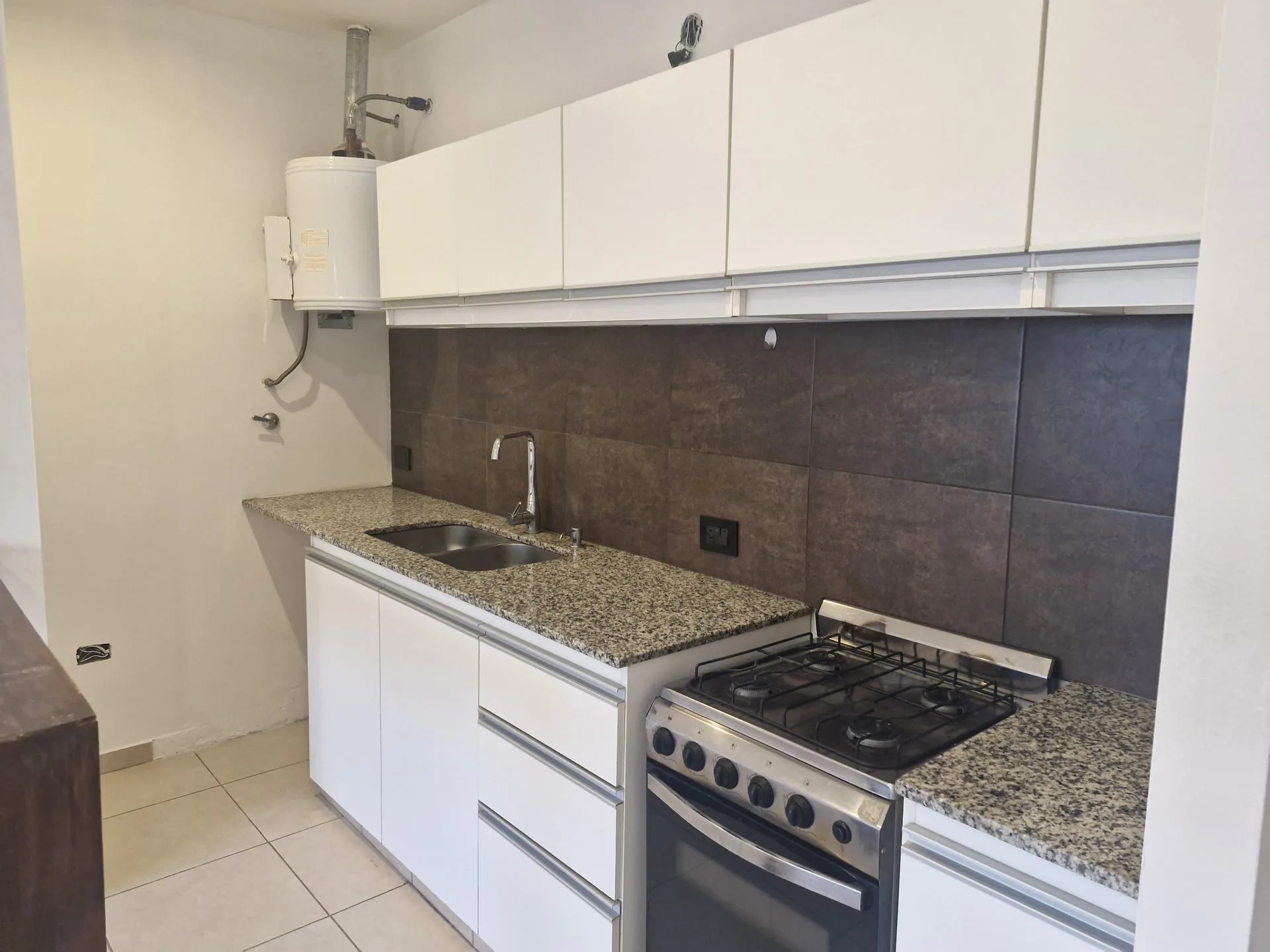 DEPARTAMENTO EN ALQUILER 1 DORMITORIO GODOY CRUZ foto 5
