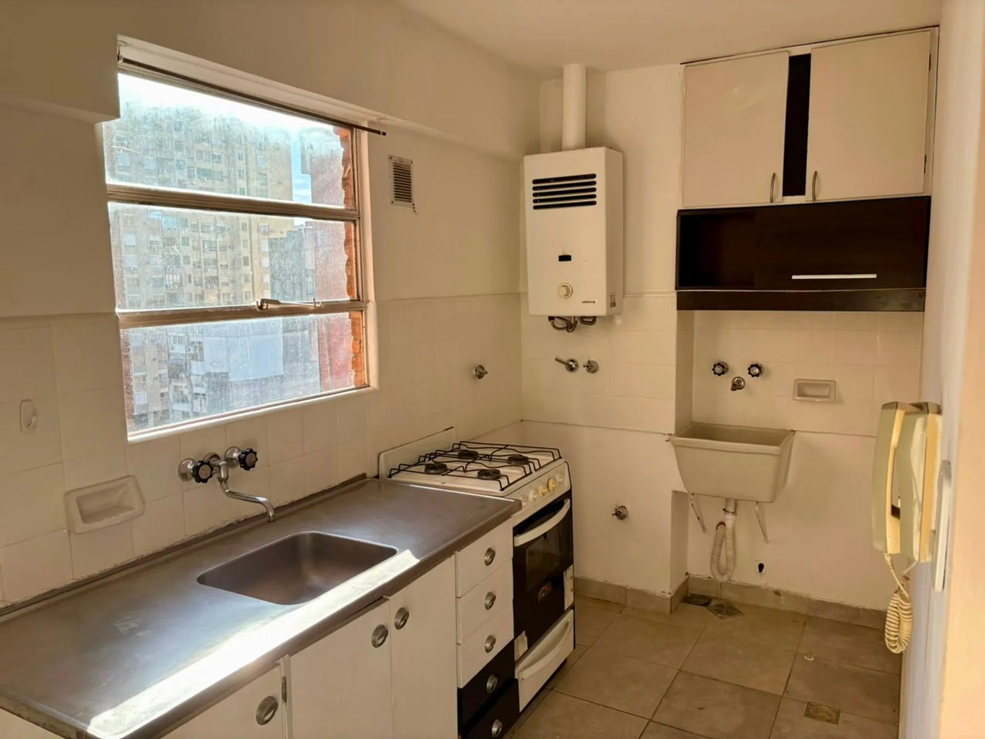 VENTA DEPTO 1 DORMITORIO APTO CRÉDITO, CENTRO foto 3