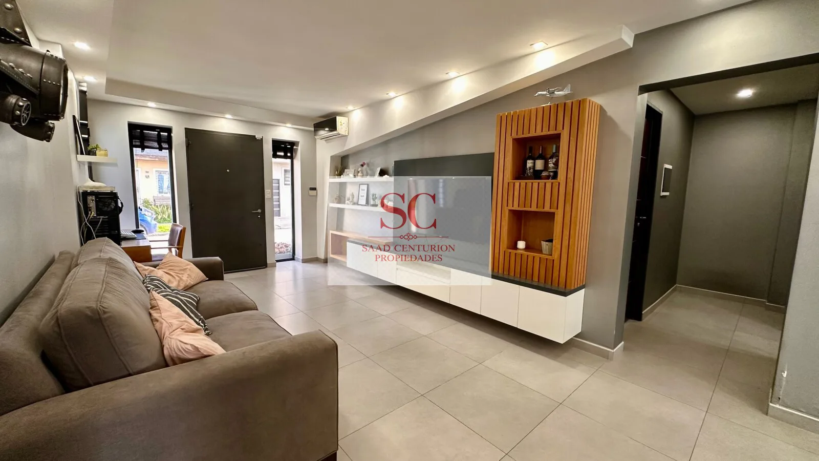 CASA 3 AMBIENTES A LA VENTA EN ALTOS DE PODESTA CON JACUZZI foto 2
