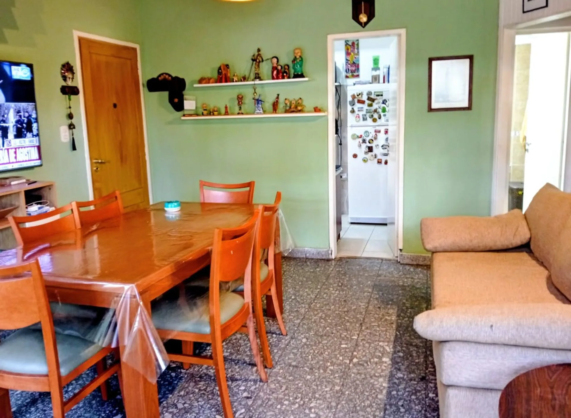 Venta Departamento Gesell 3 ambientes a mt del Mar foto 3