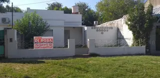 CASA 3 AMBIENTES, AMPLIO JARDÍN Y TERRAZA-BILLINGHURST foto 3